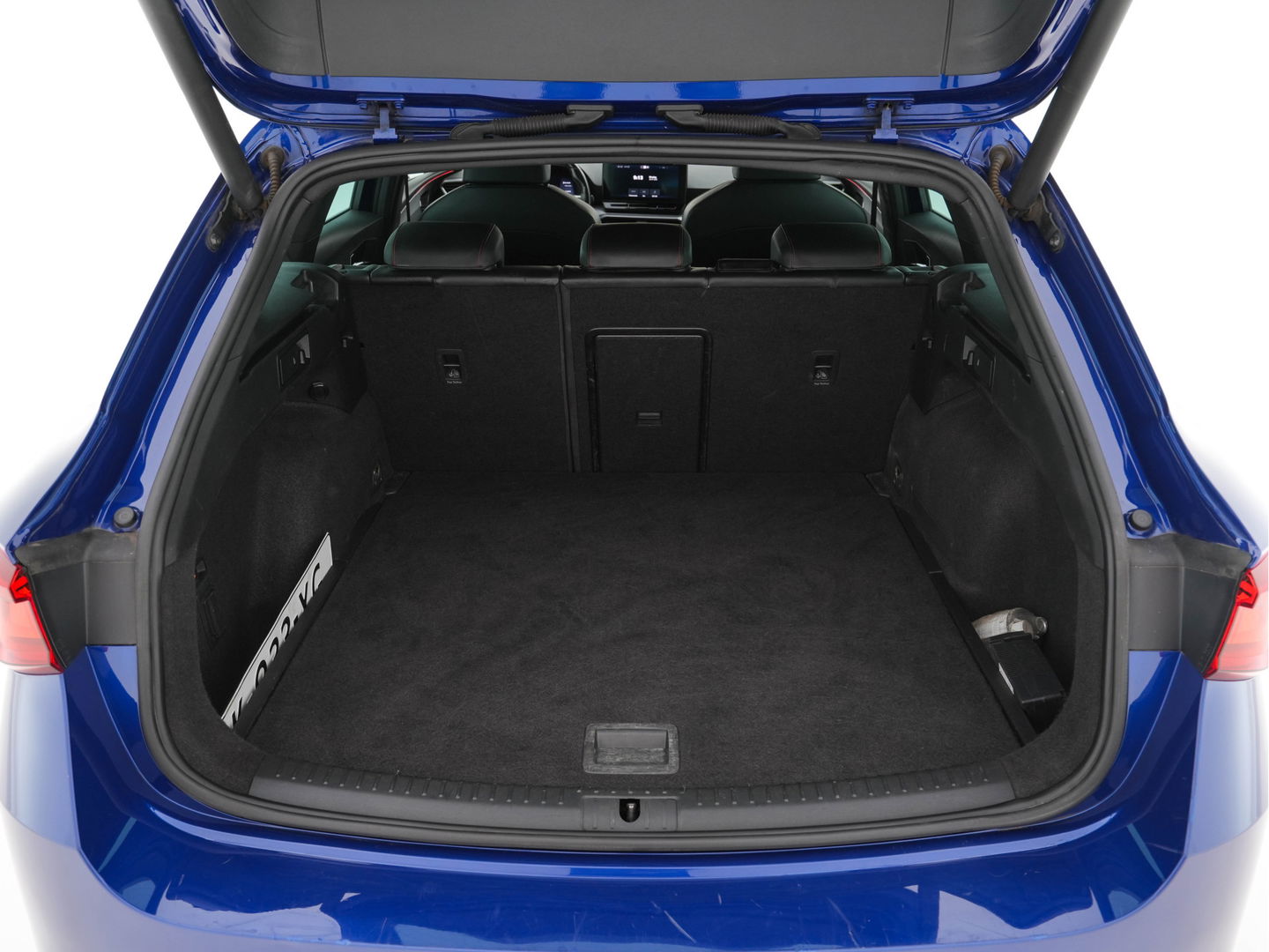 SEAT Leon Sportstourer 1.5 eTSI FR Launch Edition Aut. *FULL-LED | DIGI-COCKPIT | NAVI-FULLMAP | LEATHER-MICROFIBRE | CARPLAY | KEYLESS | SHIFT-PADDLES | SPORT-SEATS | HEATED-SEATS | AMBIENT-LIGHT | CAMERA | ECC | PDC | CRUISE | TOWBAR | 17'