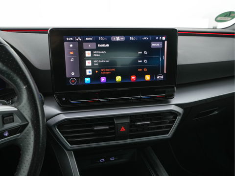 SEAT Leon Sportstourer 1.5 eTSI FR Launch Edition Aut. *FULL-LED | DIGI-COCKPIT | NAVI-FULLMAP | LEATHER-MICROFIBRE | CARPLAY | KEYLESS | SHIFT-PADDLES | SPORT-SEATS | HEATED-SEATS | AMBIENT-LIGHT | CAMERA | ECC | PDC | CRUISE | TOWBAR | 17'