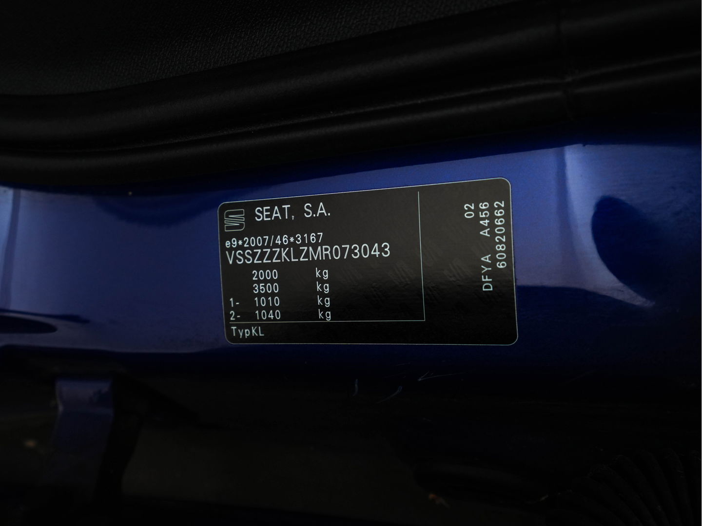 SEAT Leon Sportstourer 1.5 eTSI FR Launch Edition Aut. *FULL-LED | DIGI-COCKPIT | NAVI-FULLMAP | LEATHER-MICROFIBRE | CARPLAY | KEYLESS | SHIFT-PADDLES | SPORT-SEATS | HEATED-SEATS | AMBIENT-LIGHT | CAMERA | ECC | PDC | CRUISE | TOWBAR | 17'