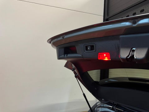 Mercedes-Benz A-Klasse 220 d Premium Plus PANO CAM