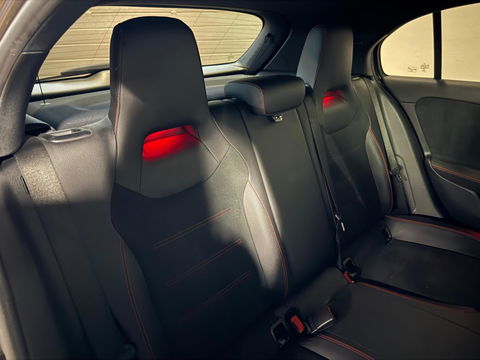 Mercedes-Benz A-Klasse 220 d Premium Plus PANO CAM