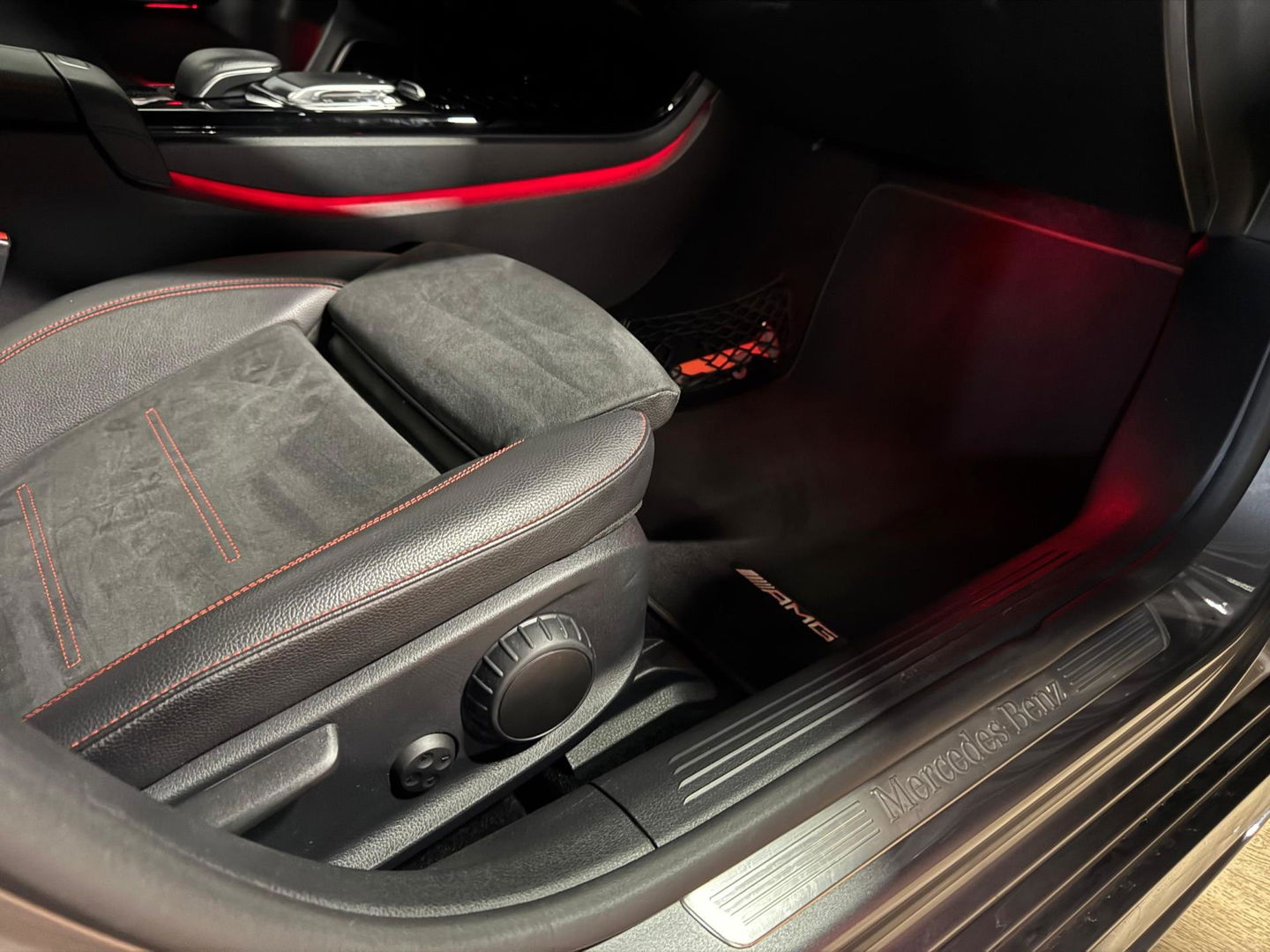 Mercedes-Benz A-Klasse 220 d Premium Plus PANO CAM