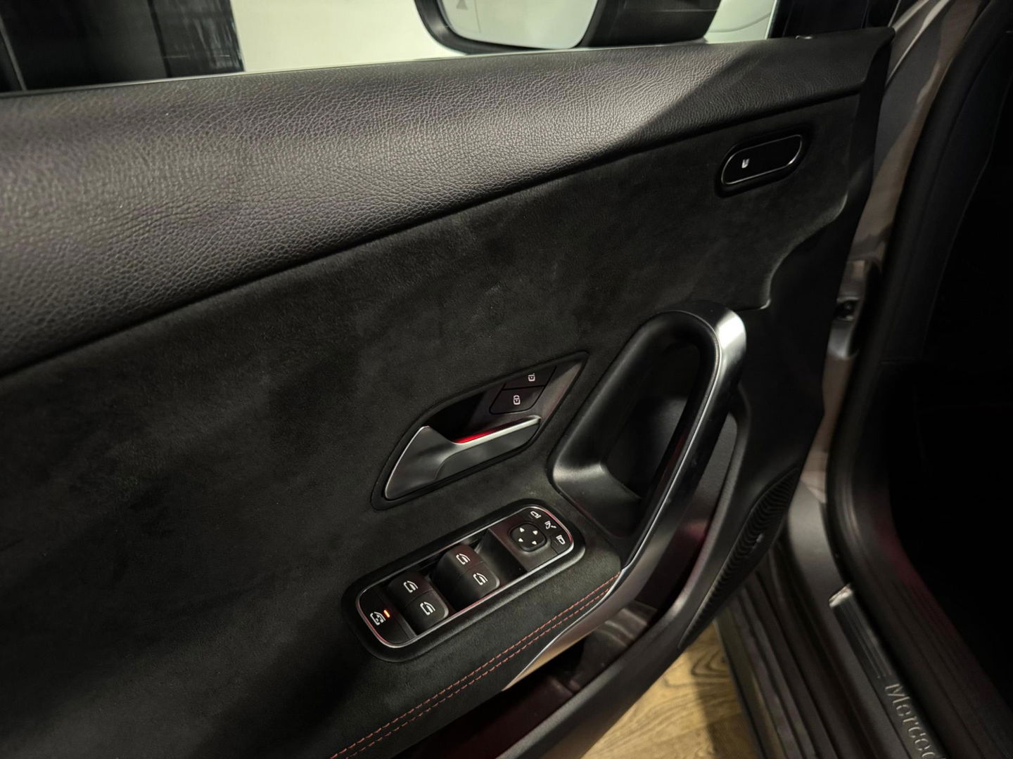 Mercedes-Benz A-Klasse 220 d Premium Plus PANO CAM