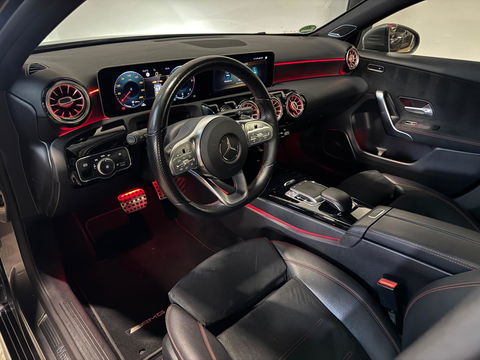 Mercedes-Benz A-Klasse 220 d Premium Plus PANO CAM