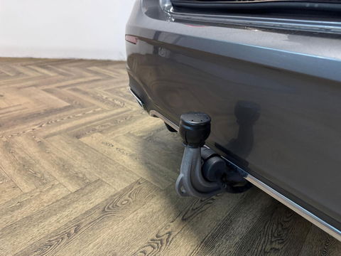 Mercedes-Benz A-Klasse 220 d Premium Plus PANO CAM