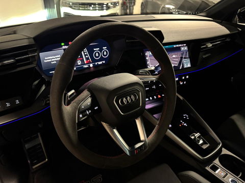 Audi RS3 Limousine 2.5 TFSI RS3 quattro PANO KEYLESS