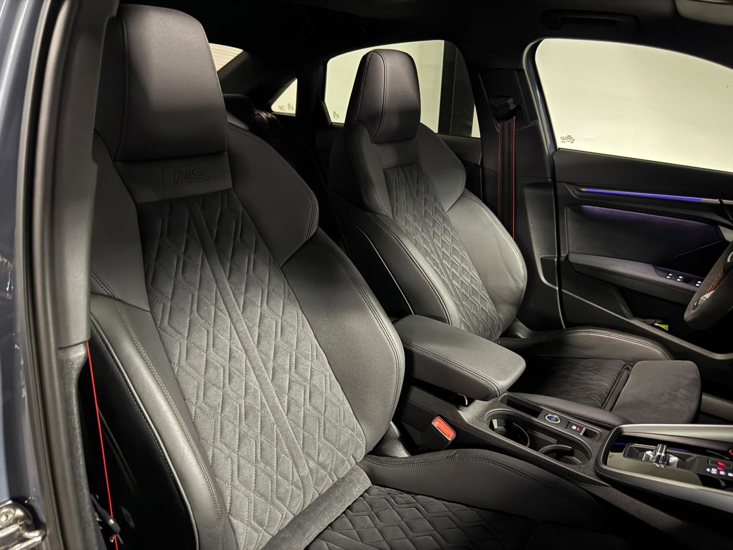 Audi RS3 Limousine 2.5 TFSI RS3 quattro PANO KEYLESS