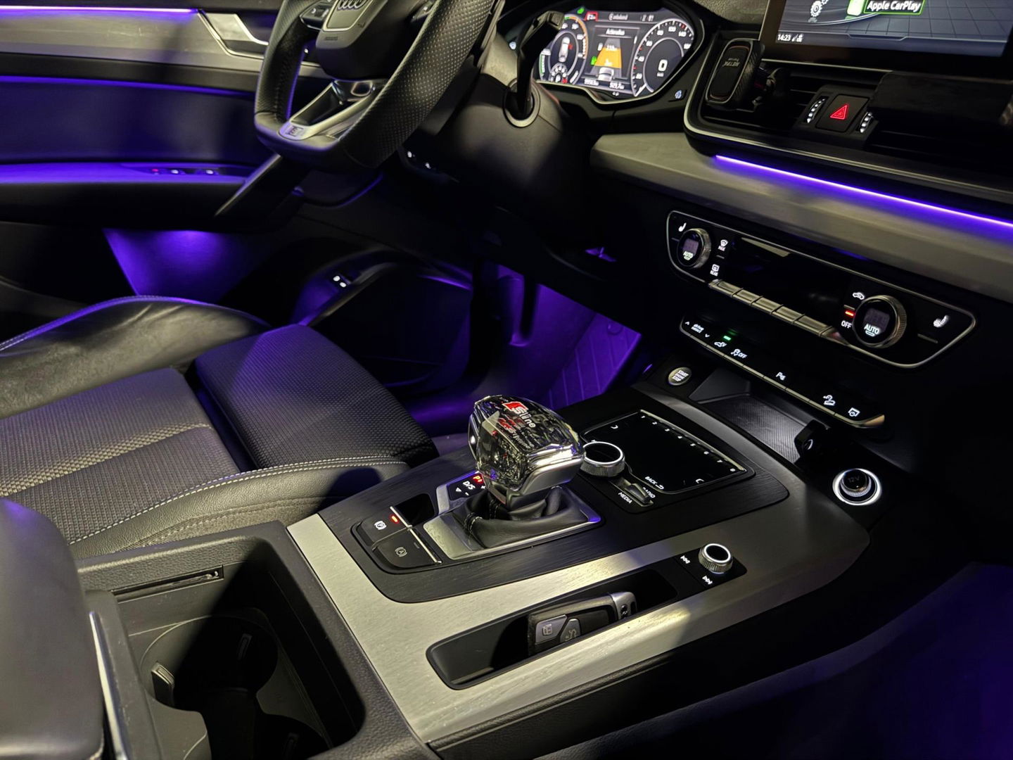 Audi Q5 55 TFSI e quattro Competition S-LINE PANO KEYLESS