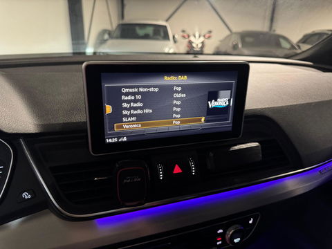 Audi Q5 55 TFSI e quattro Competition S-LINE PANO KEYLESS