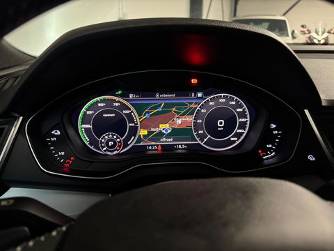 Audi Q5 55 TFSI e quattro Competition S-LINE PANO KEYLESS