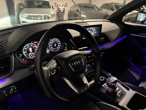 Audi Q5 55 TFSI e quattro Competition S-LINE PANO KEYLESS