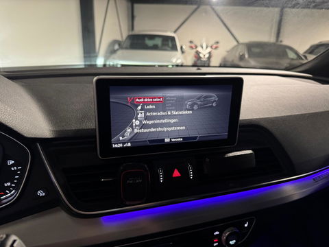 Audi Q5 55 TFSI e quattro Competition S-LINE PANO KEYLESS