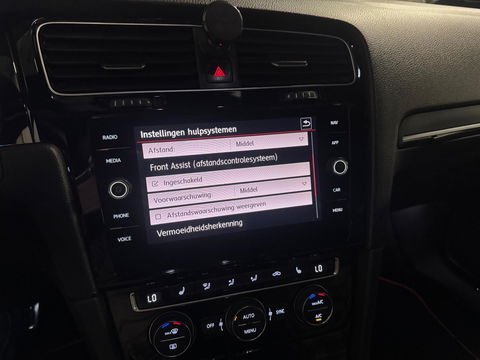 Volkswagen Golf 2.0 TSI GTI Performance CAM PDC