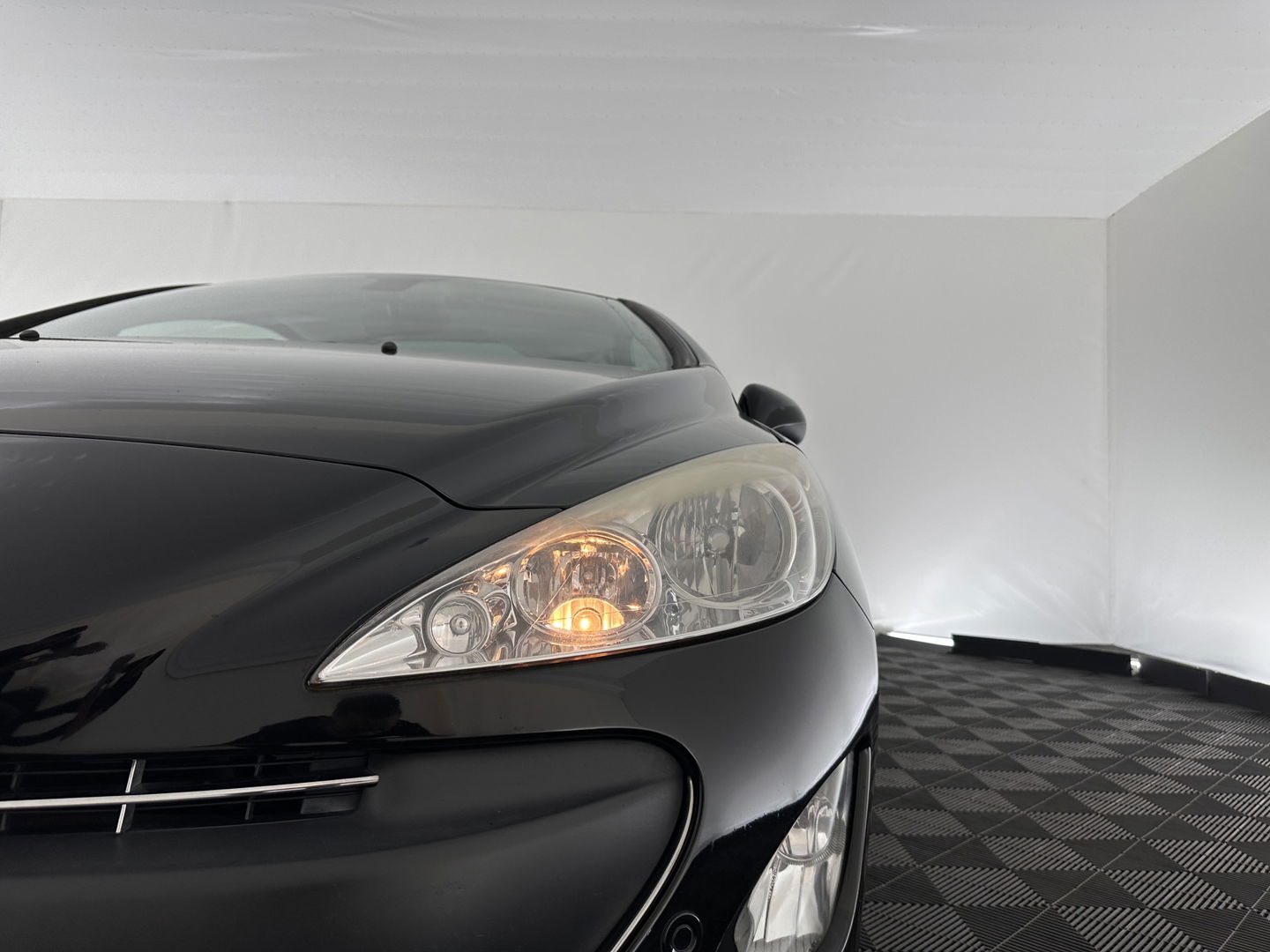 Peugeot 308 CC 1.6 THP Noir & Blanc *FULL-LEATHER | NAVI-FULLMAP | AIR-SCARF | SPORT/HEATED-SEATS | ECC | PDC | CRUISE | 18''ALU*
