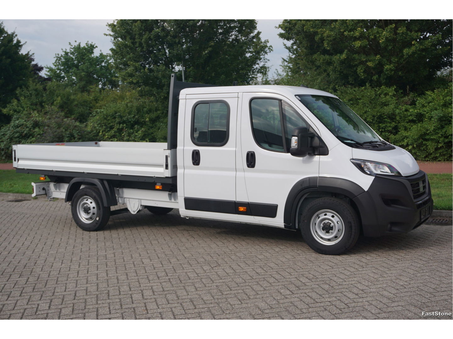 Fiat Ducato 35 Maxi DOKA 140PK L4 Open Laadbak BPM VRIJ Apple CP/Android A, Cruise, Climate!! NR. 426