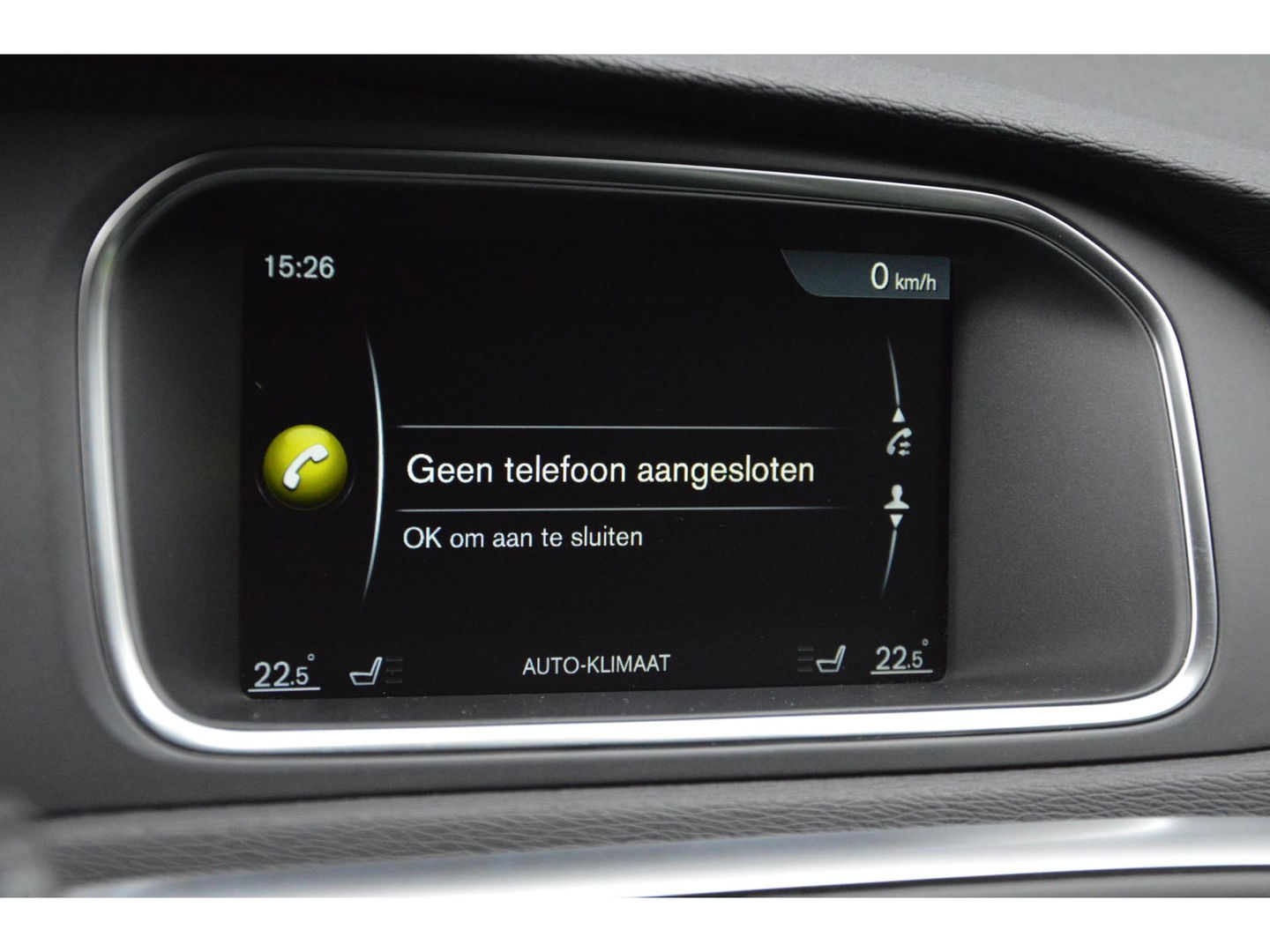 Volvo V40 T3 | Stoelverwarming | trekhaak | Cruise Control | VOC | Standkachel | High Performance Audio |