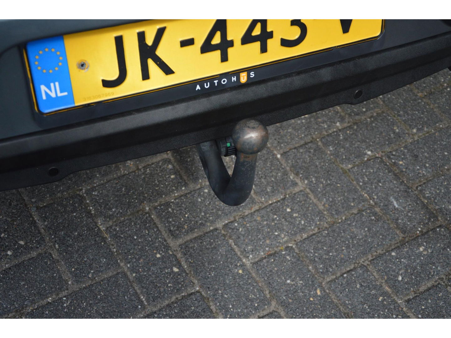 Volvo V40 T3 | Stoelverwarming | trekhaak | Cruise Control | VOC | Standkachel | High Performance Audio |