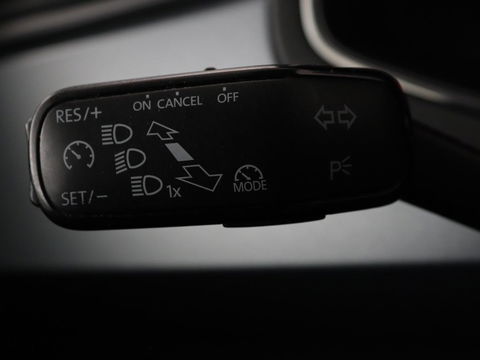 SEAT Arona 1.0 TSI Style | Carplay | Climate control | Navigatie | Parkeerhulp | Cruise control | Bluetooth | Getint glas