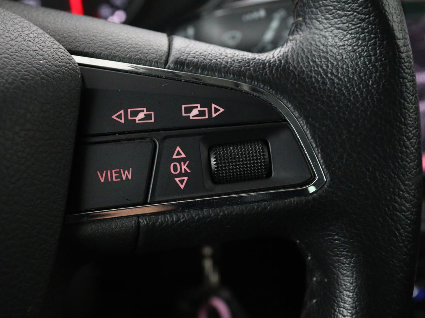 SEAT Arona 1.0 TSI Style | Carplay | Climate control | Navigatie | Parkeerhulp | Cruise control | Bluetooth | Getint glas