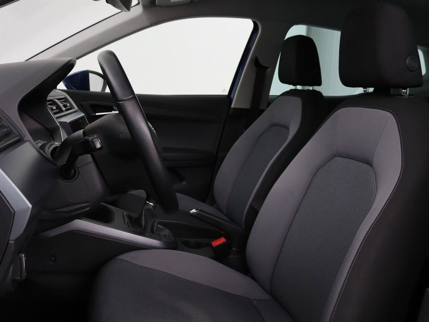 SEAT Arona 1.0 TSI Style | Carplay | Climate control | Navigatie | Parkeerhulp | Cruise control | Bluetooth | Getint glas