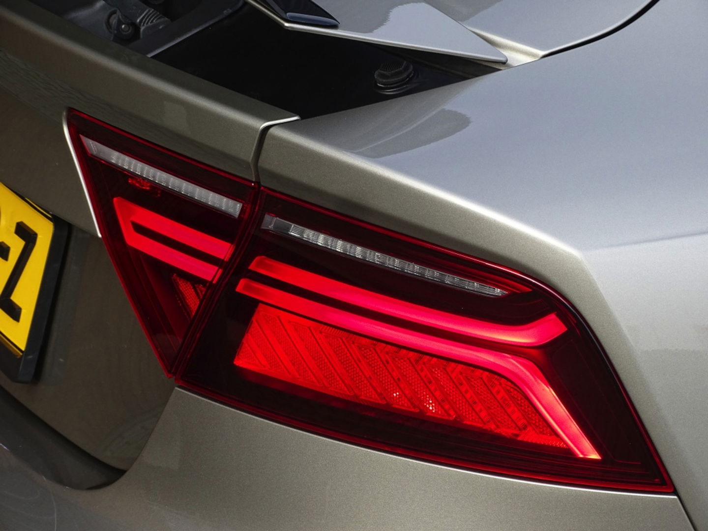 Audi A7 Sportback 1.8 TFSI S-Edition / Maxton / Bose / LED *NAP*