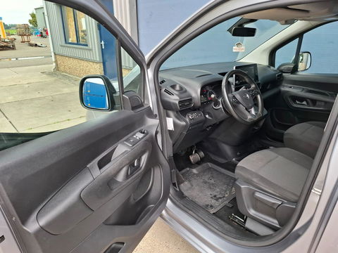 Opel Combo 1.5D L2H1 Edition AUTOMAAT / AIRCO / CRUISE CONTROLE / TREKHAAK / EURO 6