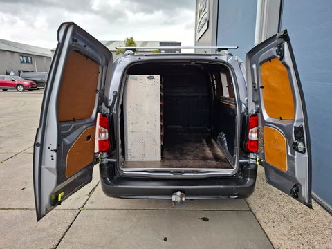 Opel Combo 1.5D L2H1 Edition AUTOMAAT / AIRCO / CRUISE CONTROLE / TREKHAAK / EURO 6