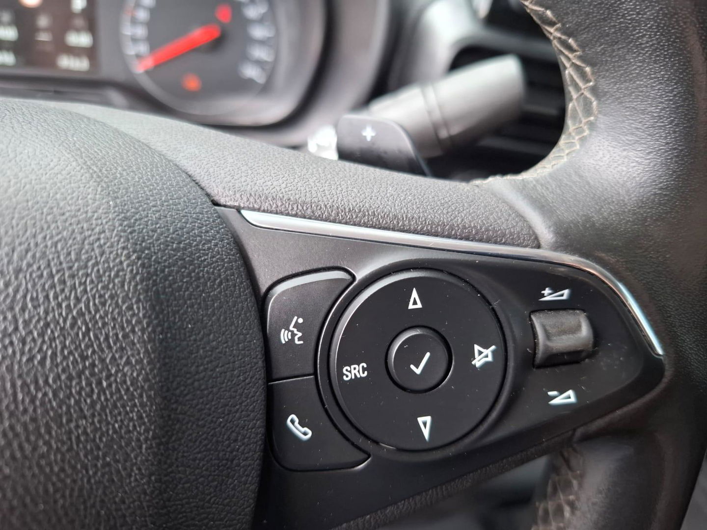 Opel Combo 1.5D L2H1 Edition AUTOMAAT / AIRCO / CRUISE CONTROLE / TREKHAAK / EURO 6