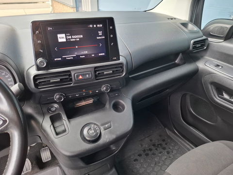 Opel Combo 1.5D L2H1 Edition AUTOMAAT / AIRCO / CRUISE CONTROLE / TREKHAAK / EURO 6