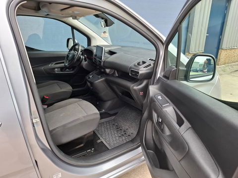 Opel Combo 1.5D L2H1 Edition AUTOMAAT / AIRCO / CRUISE CONTROLE / TREKHAAK / EURO 6