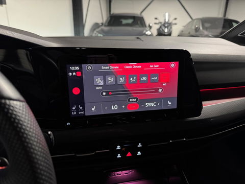 Volkswagen Golf 2.0 TSI GTI CLUBSPORT PANO HUD VOL