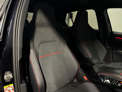 Volkswagen Golf 2.0 TSI GTI CLUBSPORT PANO HUD VOL