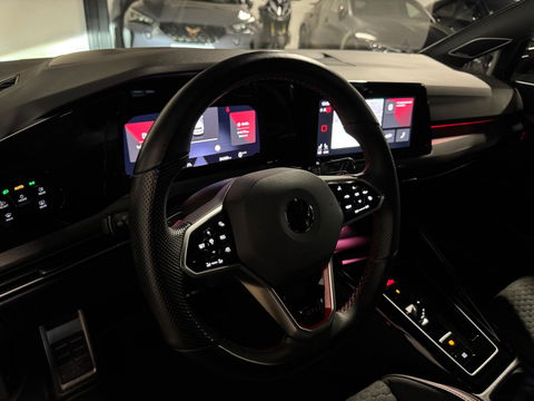 Volkswagen Golf 2.0 TSI GTI CLUBSPORT PANO HUD VOL