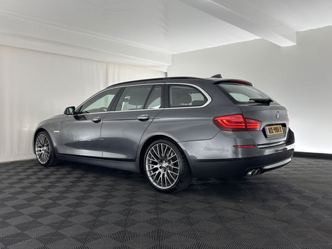 BMW 5 Serie Touring 530d High Executive Aut. *PANO | HEAD-UP | NIGHT-VISION | FULL-LEATHER | XENON | ADAPTIVE-CRUISE | SOFT-CLOSE | HARMAN/KARDON | MEMORY-PACK | COMFORT/HEATED-SEATS | CAMERA | KEYLESS | DIGI-COCKPIT | NAVI-FULLMAP