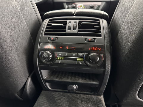 BMW 5 Serie Touring 530d High Executive Aut. *PANO | HEAD-UP | NIGHT-VISION | FULL-LEATHER | XENON | ADAPTIVE-CRUISE | SOFT-CLOSE | HARMAN/KARDON | MEMORY-PACK | COMFORT/HEATED-SEATS | CAMERA | KEYLESS | DIGI-COCKPIT | NAVI-FULLMAP