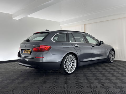 BMW 5 Serie Touring 530d High Executive Aut. *PANO | HEAD-UP | NIGHT-VISION | FULL-LEATHER | XENON | ADAPTIVE-CRUISE | SOFT-CLOSE | HARMAN/KARDON | MEMORY-PACK | COMFORT/HEATED-SEATS | CAMERA | KEYLESS | DIGI-COCKPIT | NAVI-FULLMAP