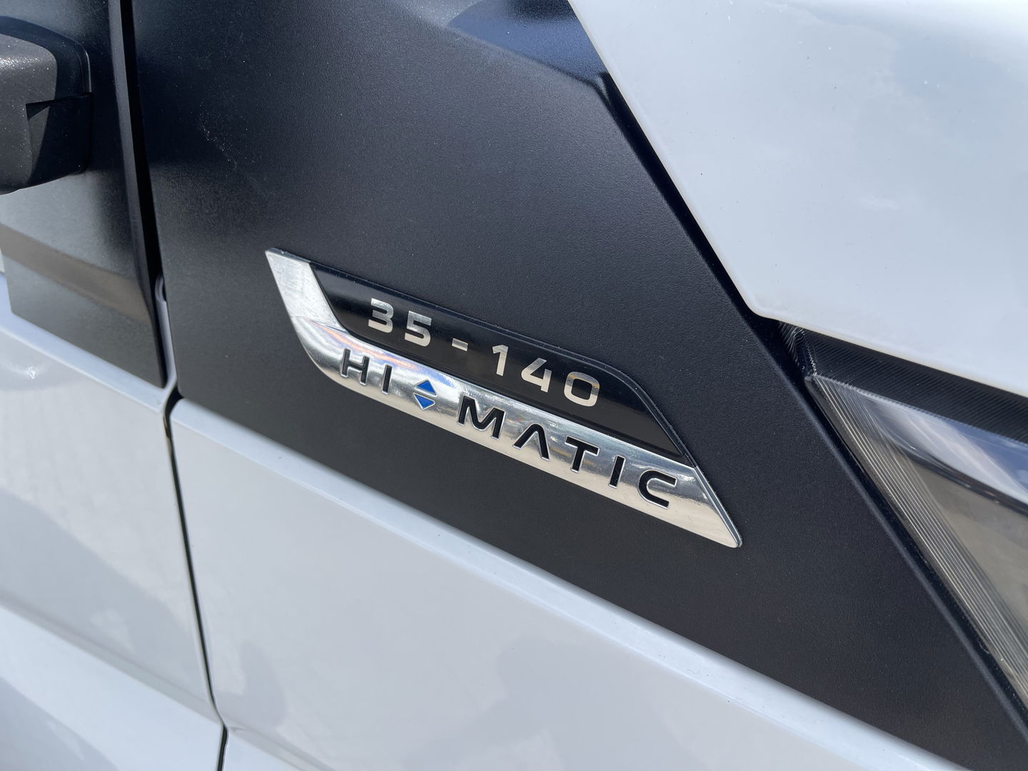 Iveco Daily 35S14V 2.3 136pk 410 L4H2 Himatic automaat / vaste prijs rijklaar € 23.950 ex btw / lease vanaf € 391 / trekhaak 3500 kg / airco / cruise control / laadruimte 475 cm lang !