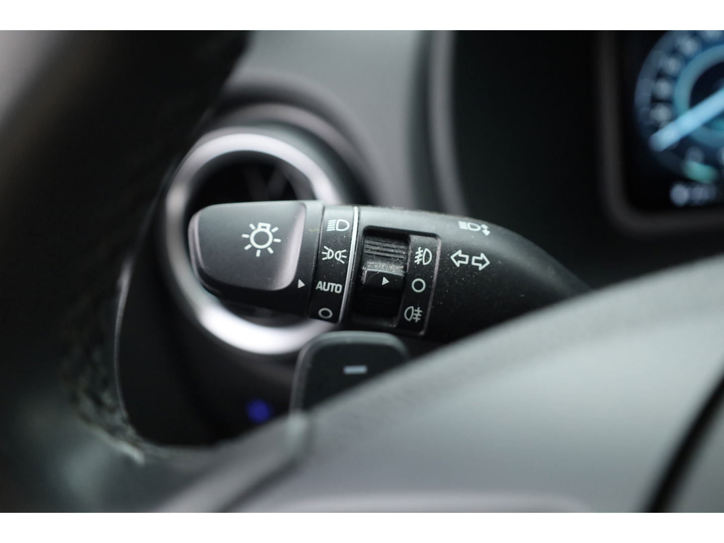 Hyundai KONA 1.6 GDI HEV Fashion | HUD | Apple Carplay & Android Auto | Dodehoek | Krell Audio | Camera