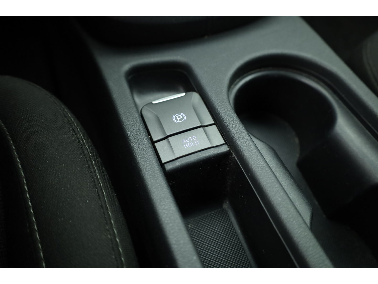 Hyundai KONA 1.6 GDI HEV Fashion | HUD | Apple Carplay & Android Auto | Dodehoek | Krell Audio | Camera