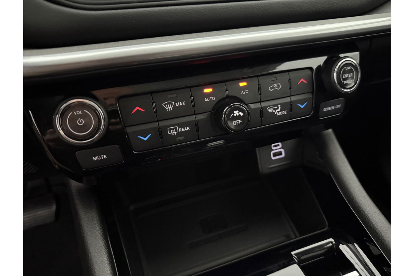 Jeep Compass 4xe Plug-in Hybrid 191PK Camera LED Carplay Clima Cruise Navi PDC 18''LMV