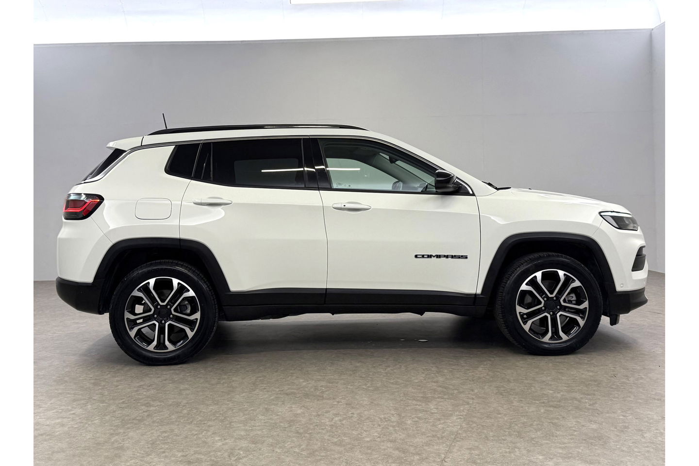 Jeep Compass 4xe Plug-in Hybrid 191PK Camera LED Carplay Clima Cruise Navi PDC 18''LMV