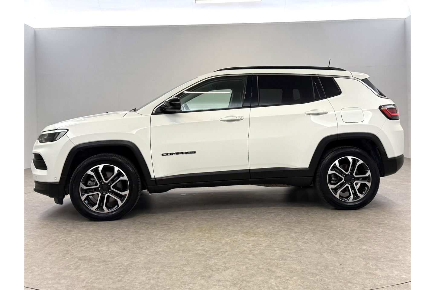 Jeep Compass 4xe Plug-in Hybrid 191PK Camera LED Carplay Clima Cruise Navi PDC 18''LMV