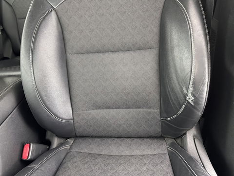 Kia Niro 1.6 GDi Hybrid DynamicLine (INCL.BTW) *ADAPTIVE-CRUISE | 1/2LEATHER | NAVI-FULLMAP | COMFORT-SEATS | CAMERA | DAB+ | KEYLESS | 16''ALU | ECC | PDC*