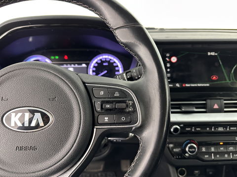 Kia Niro 1.6 GDi Hybrid DynamicLine (INCL.BTW) *ADAPTIVE-CRUISE | 1/2LEATHER | NAVI-FULLMAP | COMFORT-SEATS | CAMERA | DAB+ | KEYLESS | 16''ALU | ECC | PDC*