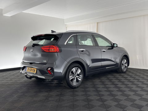 Kia Niro 1.6 GDi Hybrid DynamicLine (INCL.BTW) *ADAPTIVE-CRUISE | 1/2LEATHER | NAVI-FULLMAP | COMFORT-SEATS | CAMERA | DAB+ | KEYLESS | 16''ALU | ECC | PDC*
