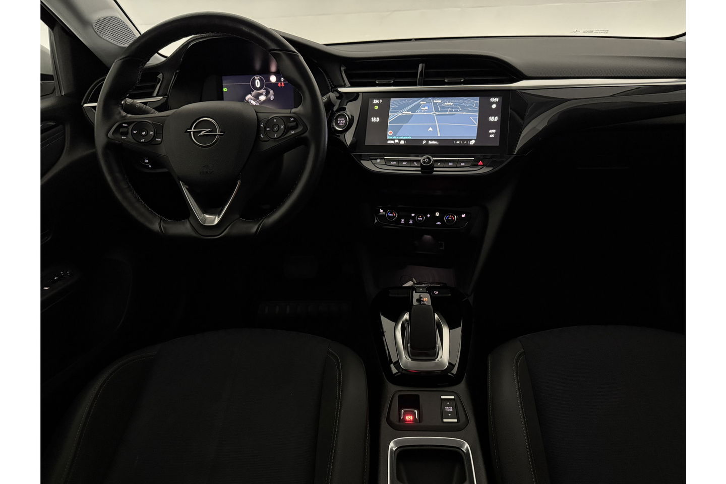 Opel CORSA-E Elegance 50 kWh 136PK 360 Camera Carplay Cruise Clima LED Virtual Navi PDC 17"LMV