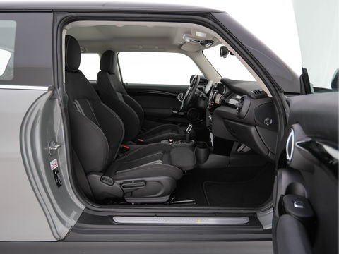 MINI Mini Electric Basic 33 kWh [ 3-Fase ] (INCL.BTW) *FULL-LED | SPORT-SEATS | NAVI-FULLMAP | DIGI-COCKPIT | DAB+ | ECC | PDC | CRUISE | 16''ALU*