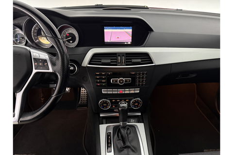 Mercedes-Benz C-Klasse 180 Business Class Avantgarde AMG 157PK Pano Trekhaak Clima Cruise Navi PDC 17''LMV
