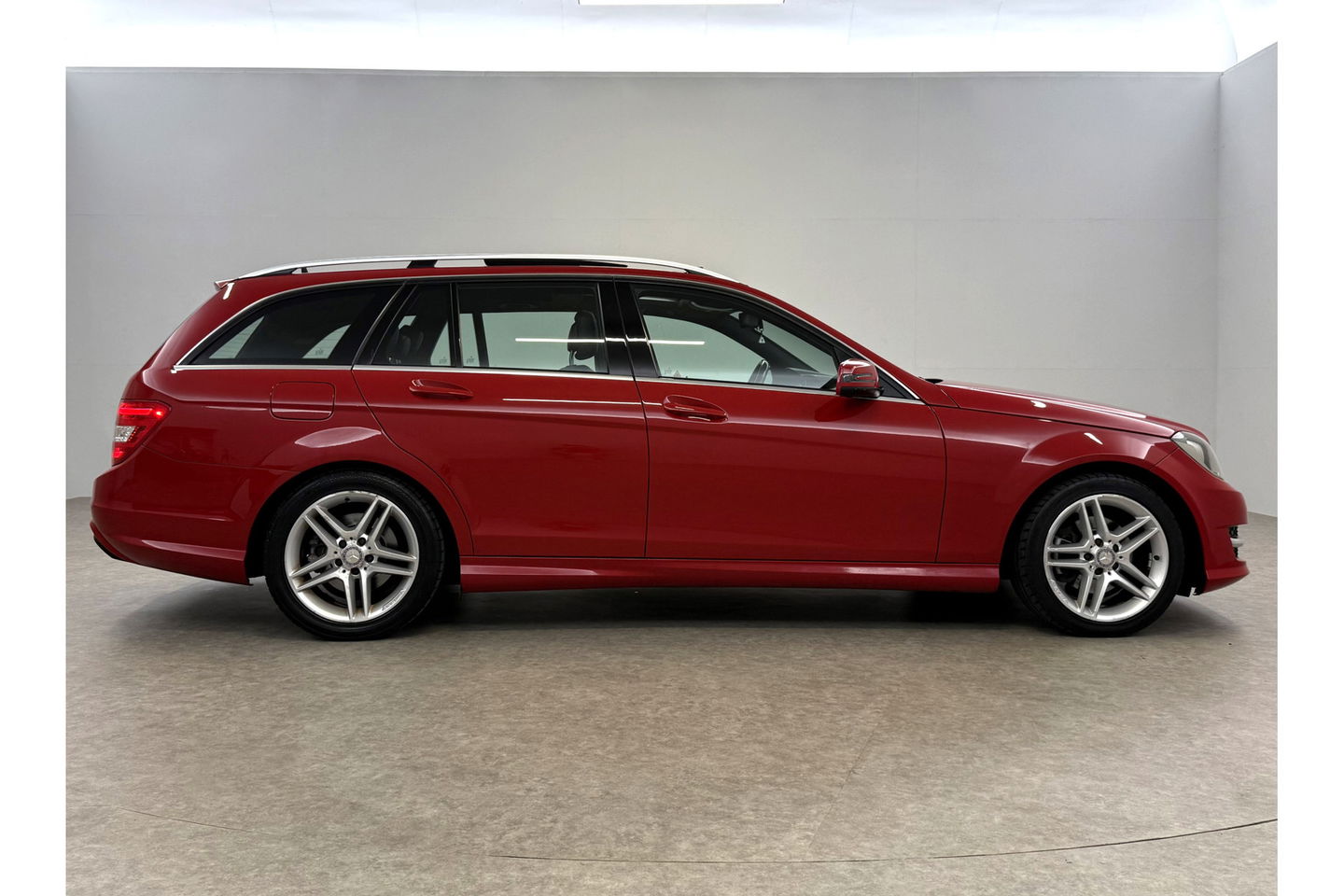 Mercedes-Benz C-Klasse 180 Business Class Avantgarde AMG 157PK Pano Trekhaak Clima Cruise Navi PDC 17''LMV