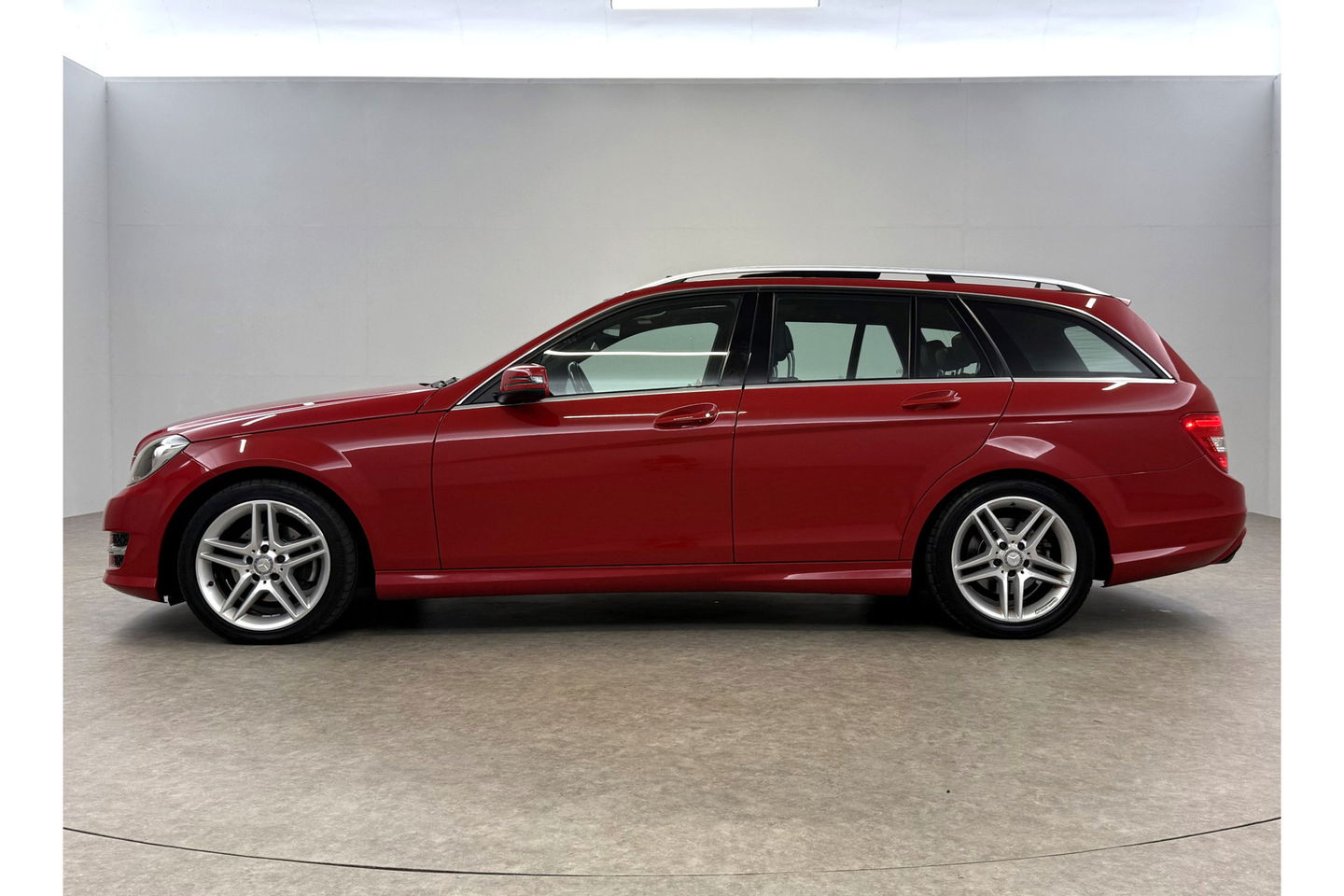 Mercedes-Benz C-Klasse 180 Business Class Avantgarde AMG 157PK Pano Trekhaak Clima Cruise Navi PDC 17''LMV